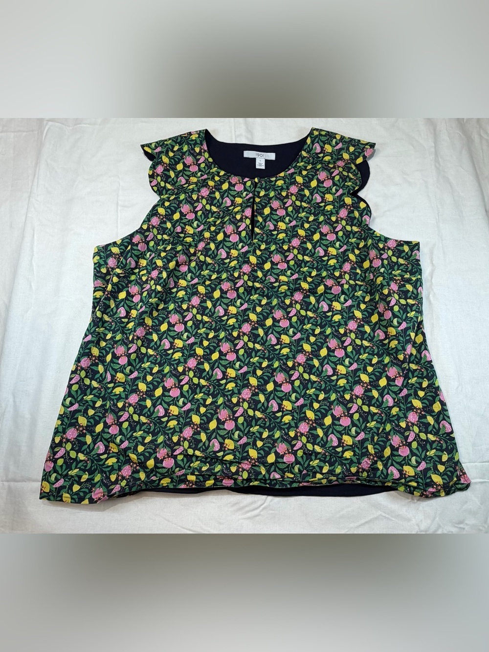 1901 Floral Ruffle Cap-Sleeve Top